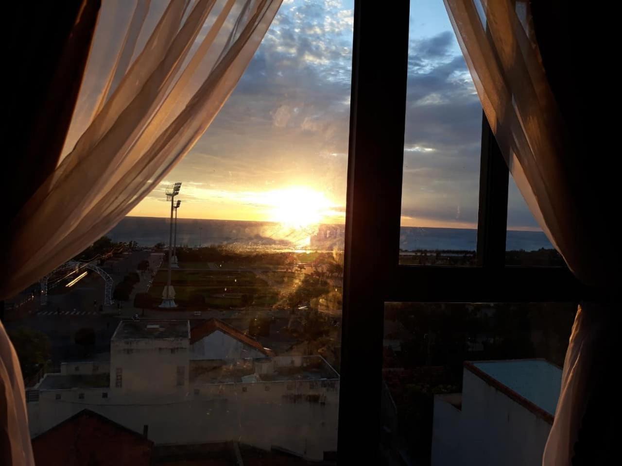 Aries Hotel Tuy Hoa Esterno foto